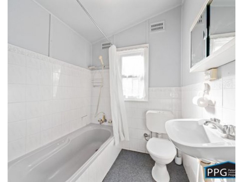 955 Henry Lawson Drive, Padstow Heights NSW 2211