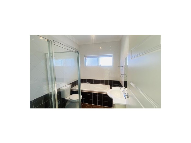 5/39-41 Canarys Road, Roselands NSW 2196