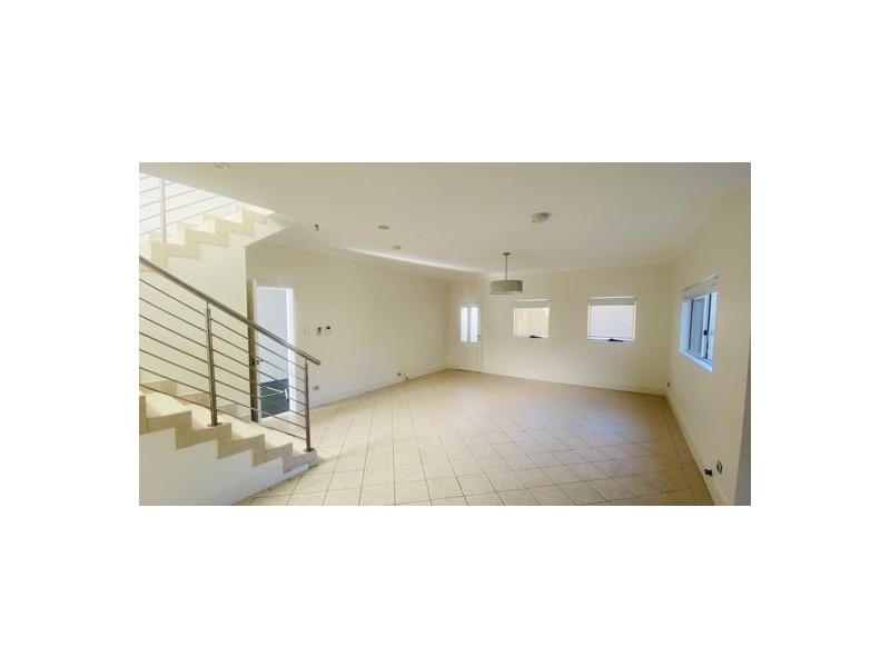 5/39-41 Canarys Road, Roselands NSW 2196