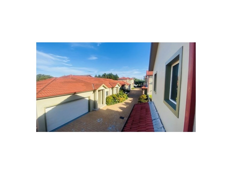 5/39-41 Canarys Road, Roselands NSW 2196