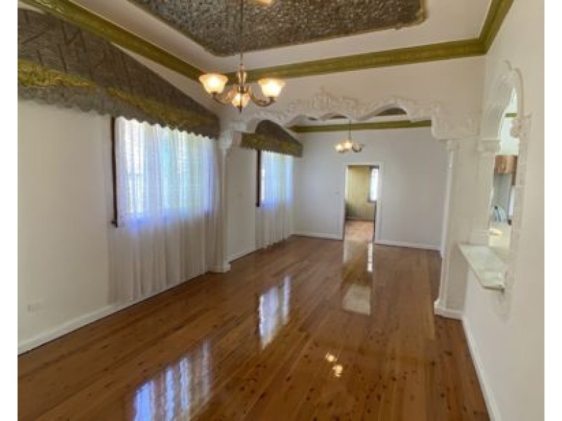 9 England Avenue, Marrickville NSW 2204