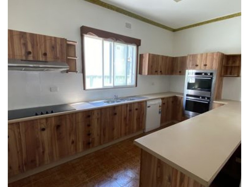 9 England Avenue, Marrickville NSW 2204