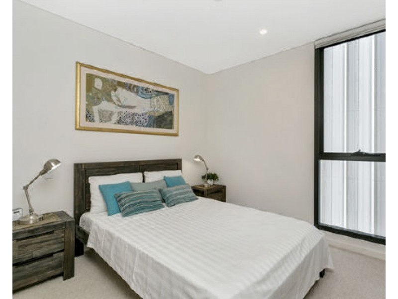 701/2F Wentworth Park Road, Glebe NSW 2037