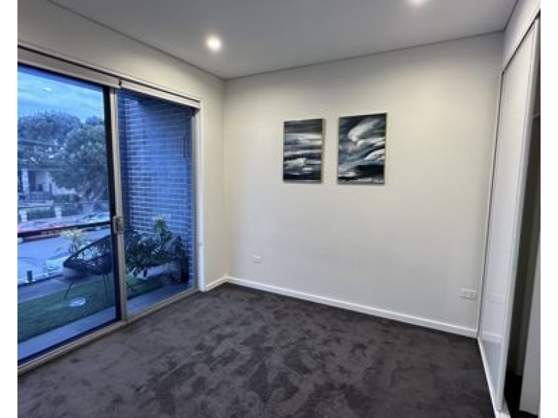 13 Fricourt, Earlwood NSW 2206
