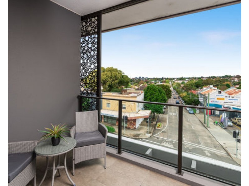 207/147 New Canterbury Road, Lewisham NSW 2049