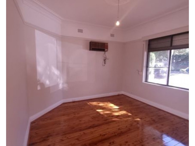 40 Kays Avenue East, Marrickville NSW 2204