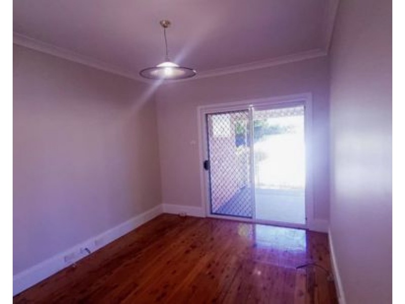 40 Kays Avenue East, Marrickville NSW 2204