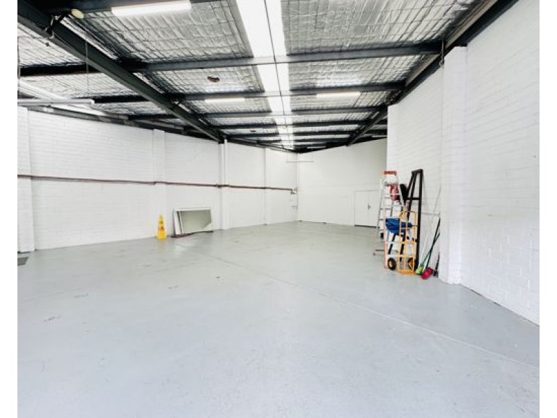 8/23 Garema Circut, Kingsgrove NSW 2208