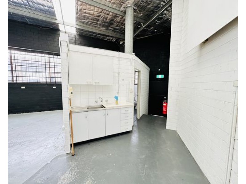 8/23 Garema Circut, Kingsgrove NSW 2208