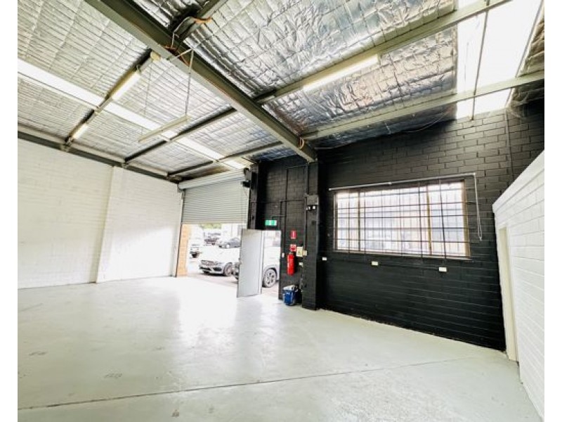 8/23 Garema Circut, Kingsgrove NSW 2208
