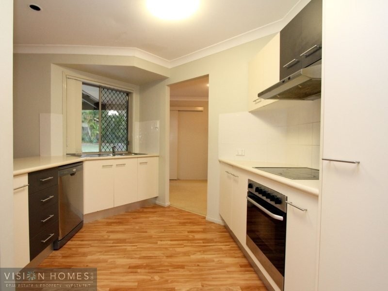 29 Indica Crescent, Regents Park QLD 4118