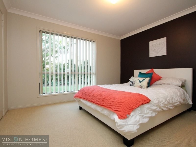 29 Indica Crescent, Regents Park QLD 4118