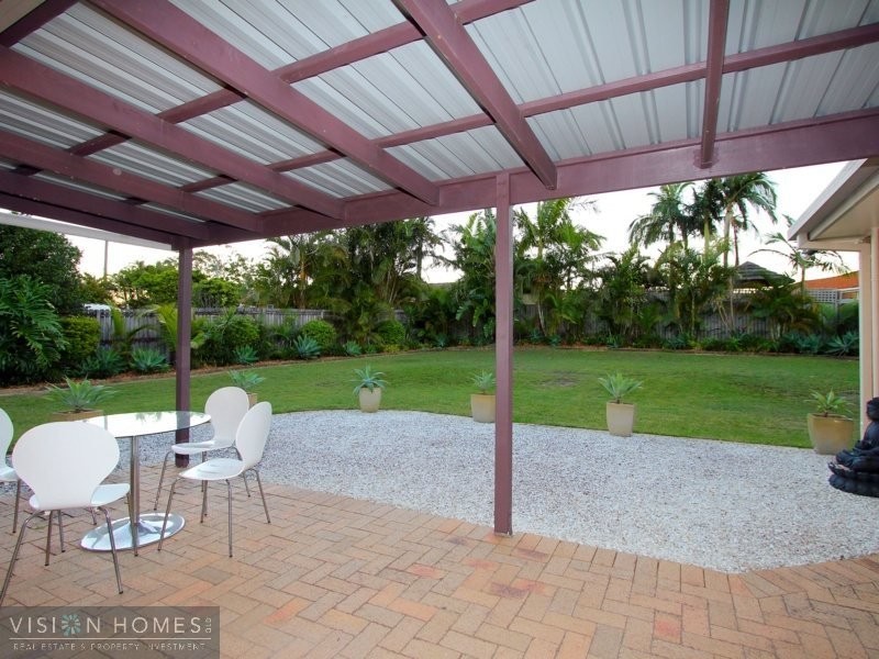 29 Indica Crescent, Regents Park QLD 4118