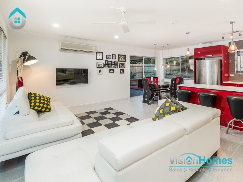 26 MASTHEAD STREET, Jamboree Heights QLD 4074