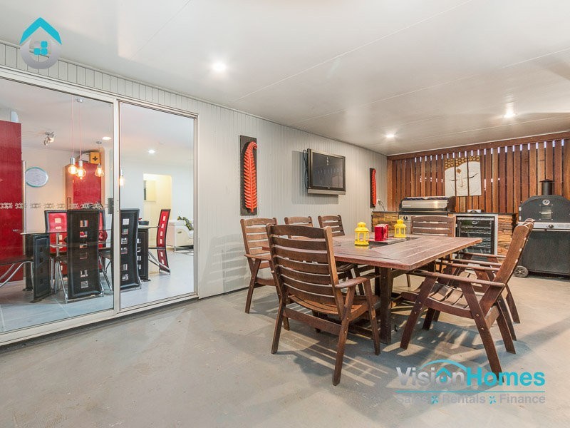 26 MASTHEAD STREET, Jamboree Heights QLD 4074