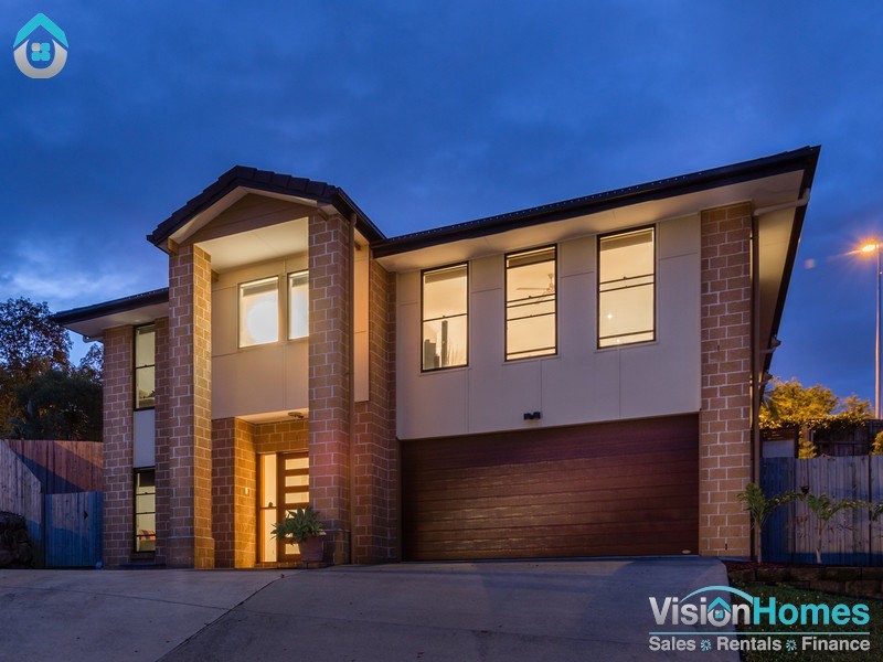 8 MOUNTAIN VIEW CRESCENT, Mount Warren Park QLD 4207