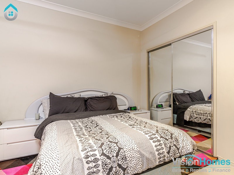 8 MOUNTAIN VIEW CRESCENT, Mount Warren Park QLD 4207