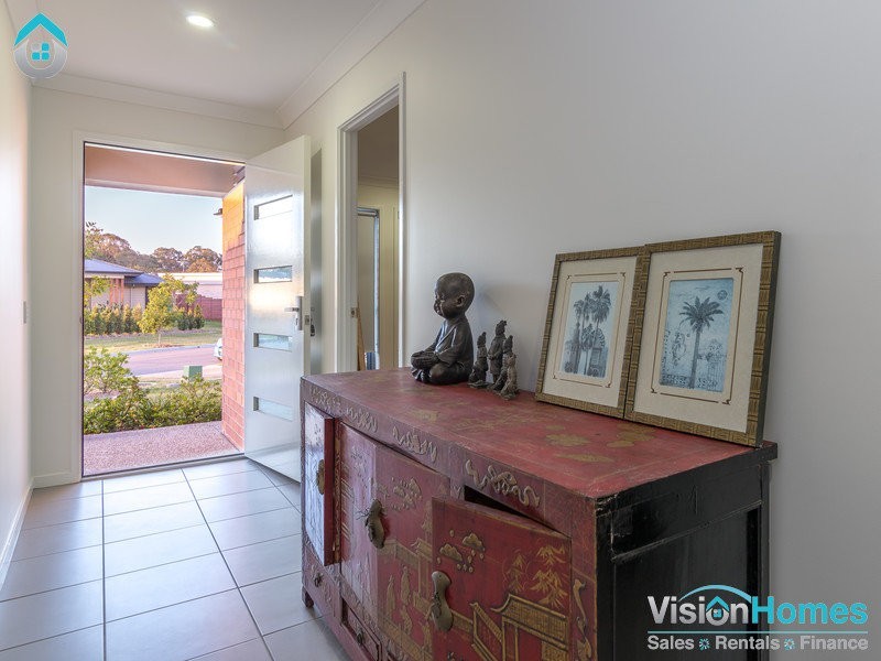 87B Brookside Circuit, Ormeau QLD 4208