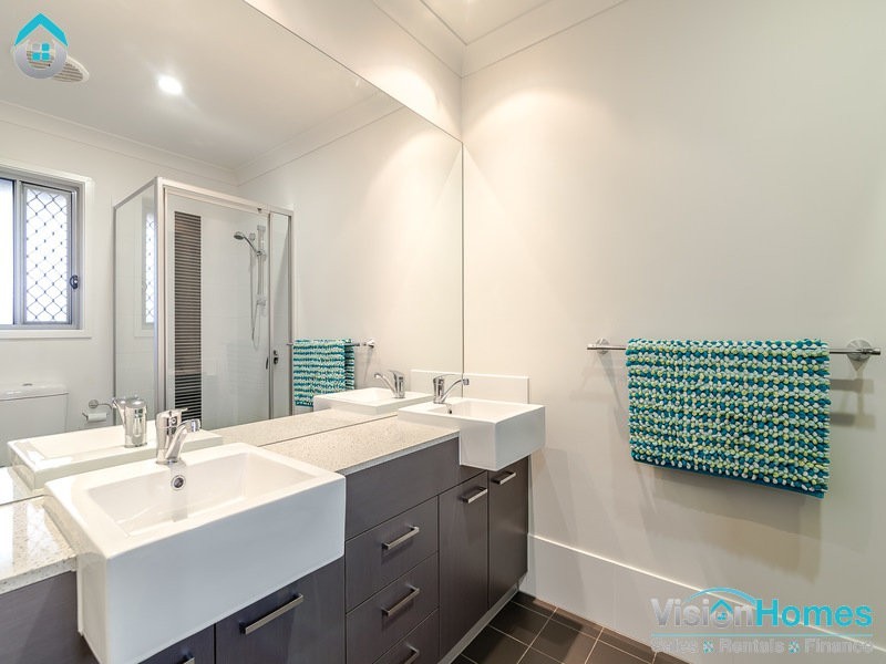 87B Brookside Circuit, Ormeau QLD 4208