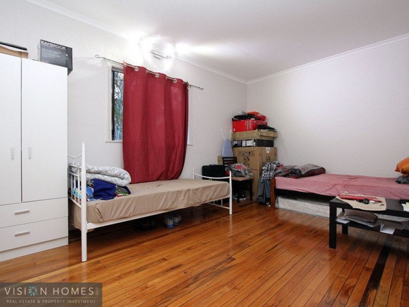 9 Muller Road, Woodridge QLD 4114