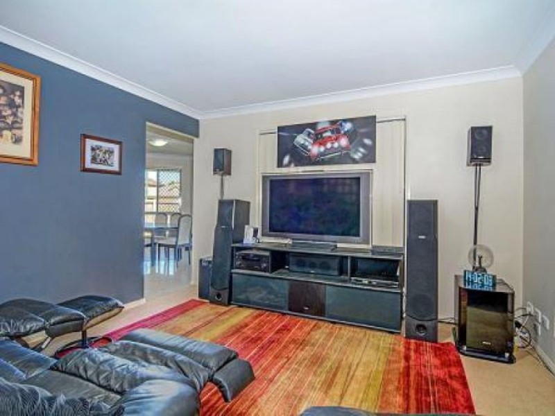 97 Oakview Street, Parkinson QLD 4115