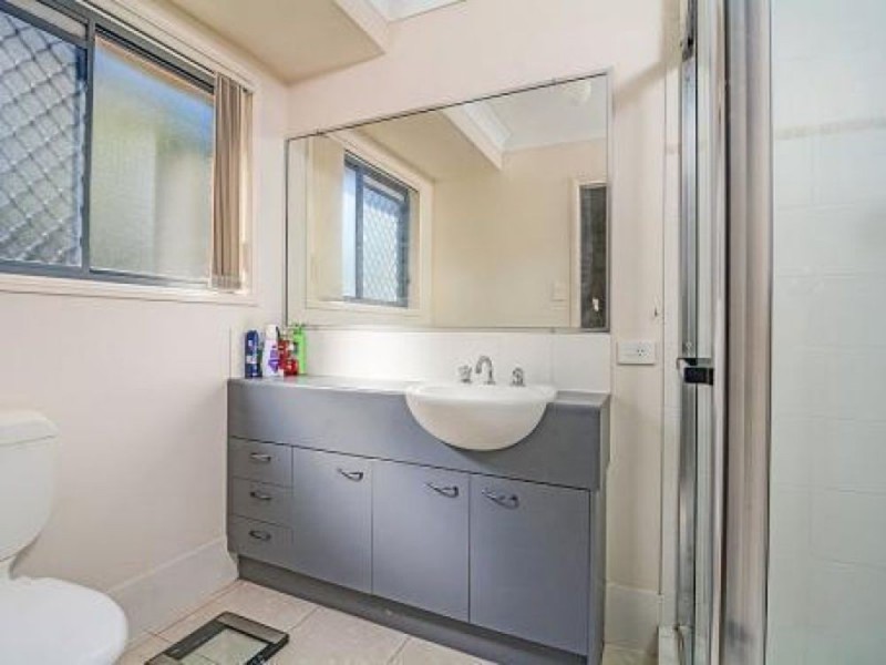 97 Oakview Street, Parkinson QLD 4115