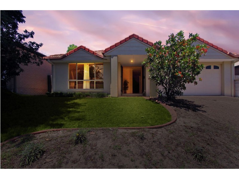 27 Naracoorte Place, Parkinson QLD 4115
