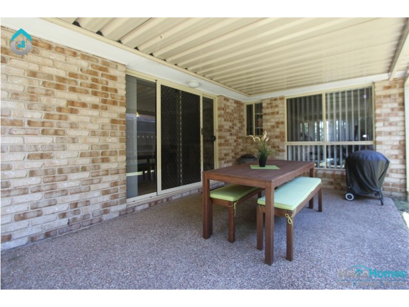 27 Naracoorte Place, Parkinson QLD 4115