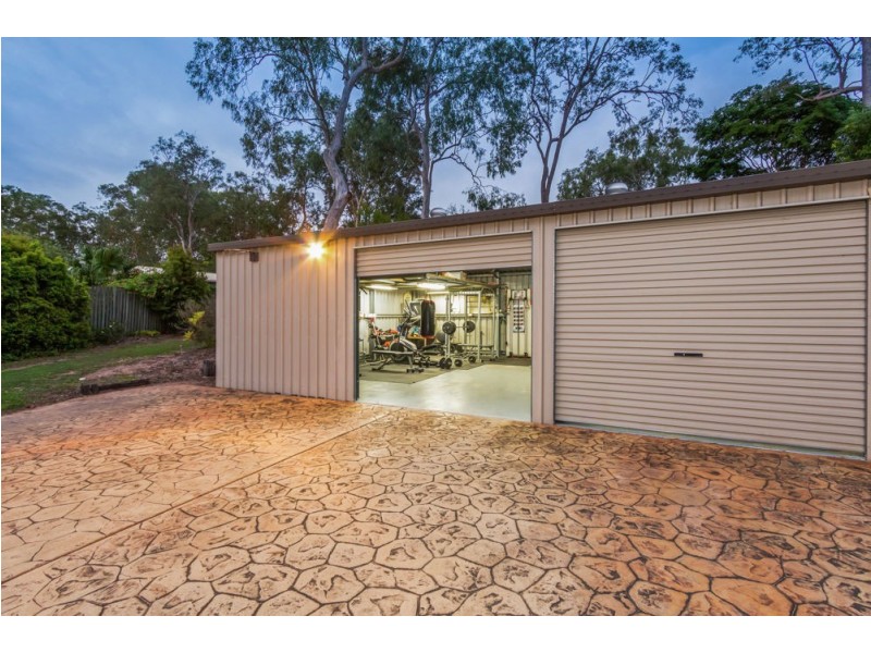 31-33 Durham Court, Park Ridge South QLD 4125