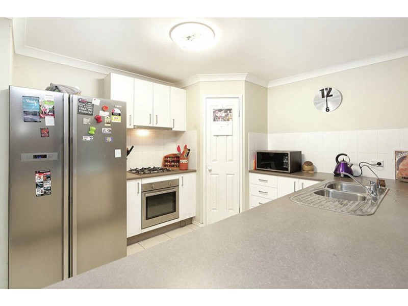 28 Samuel St, Calamvale QLD 4116