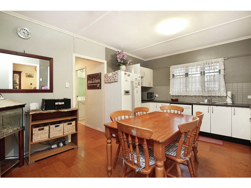 2099 WYNNUM RD, Wynnum West QLD 4178