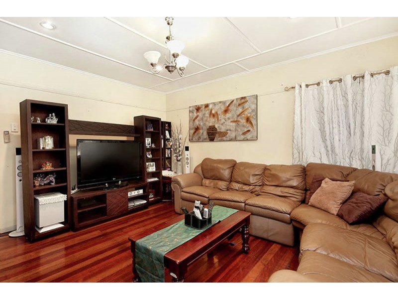 2099 WYNNUM RD, Wynnum West QLD 4178