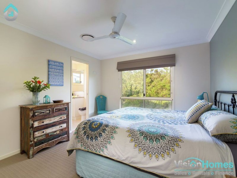 41 Shallow Bay Drive, Springfield Lakes QLD 4300