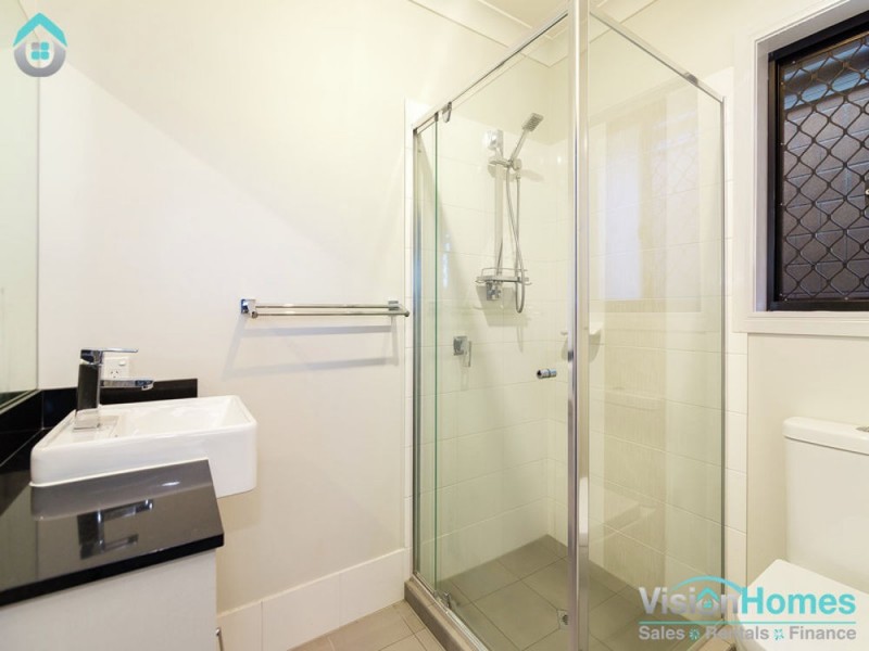 25 Travertine Avenue, Logan Reserve QLD 4133