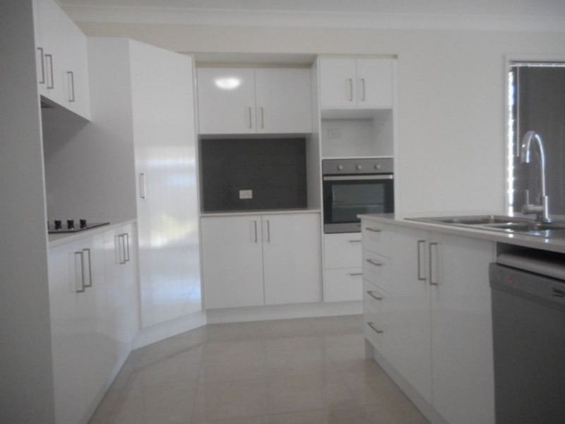21 Riverstone Ave, Logan Reserve QLD 4133