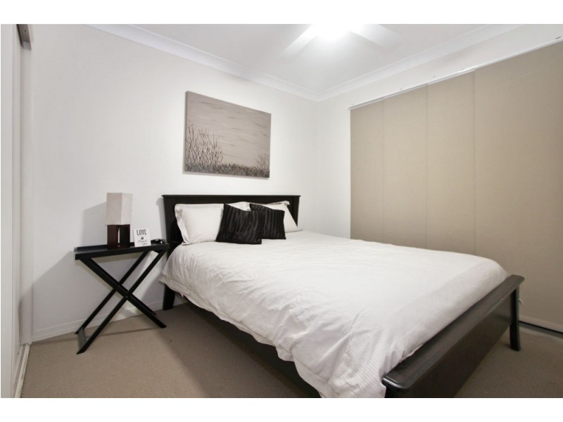 27 Keneally Street, Maudsland QLD 4210