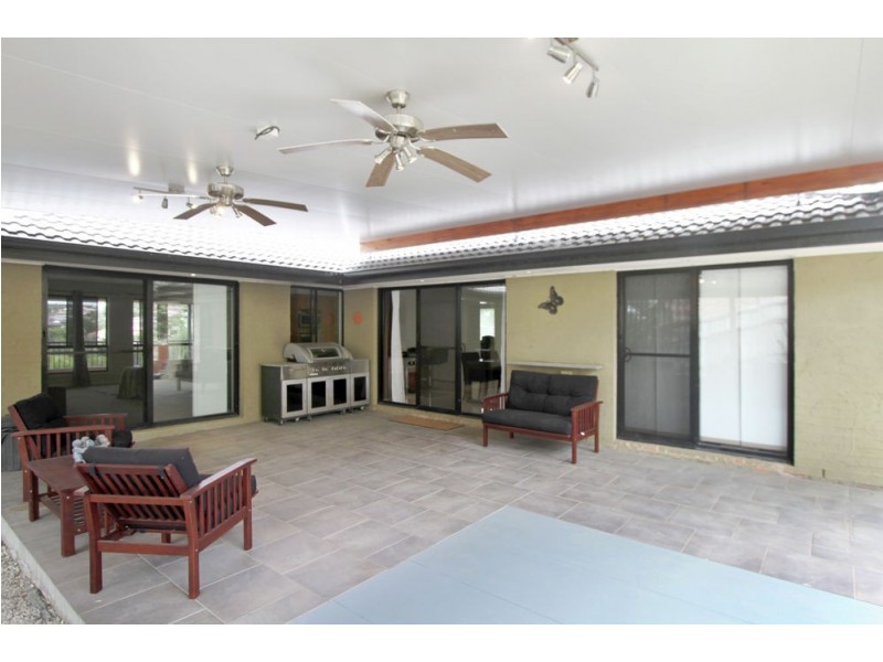 27 Keneally Street, Maudsland QLD 4210