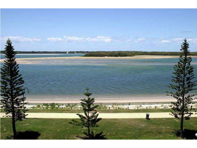 13 Parr Street, Biggera Waters QLD 4216