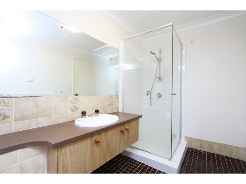 4 Hydrabad Street, Regents Park QLD 4118