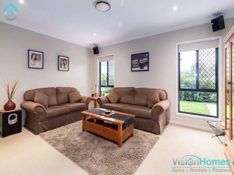 2-4 Cranbourne Drive, Jimboomba QLD 4280