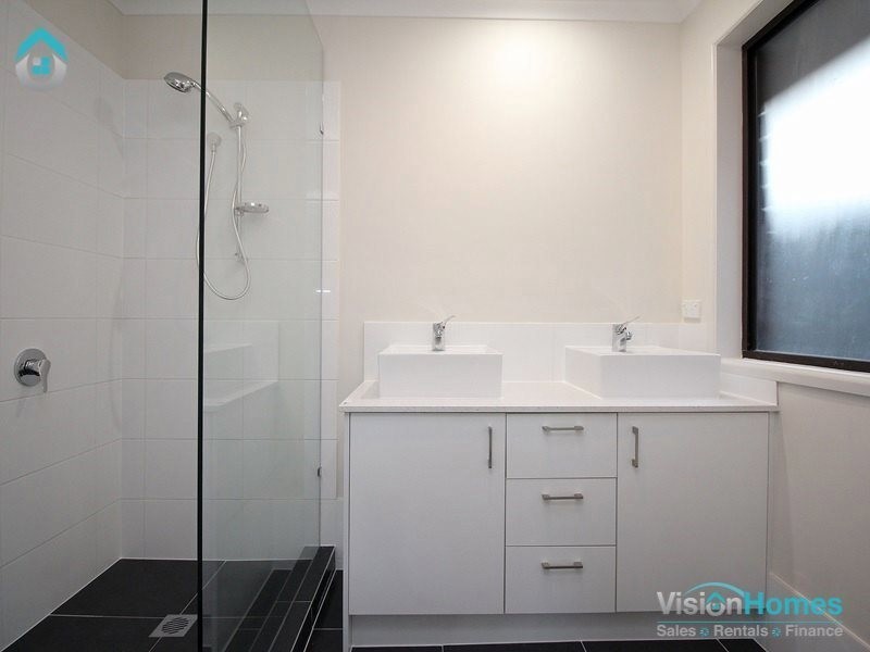 9 Halfmoon Street, Browns Plains QLD 4118
