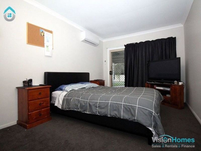 5 Gilbert Court, Hillcrest QLD 4118