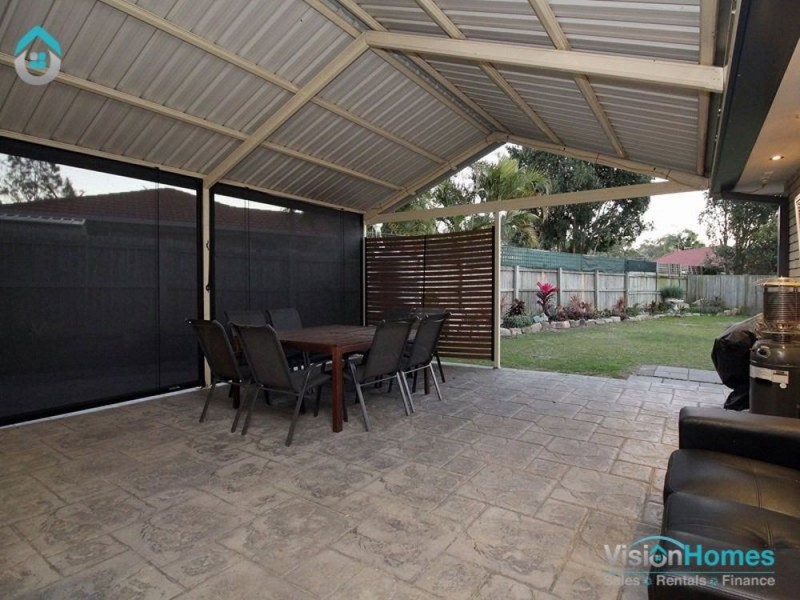 5 Gilbert Court, Hillcrest QLD 4118