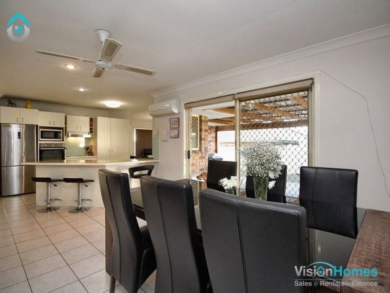 4 Talty Rise, Regents Park QLD 4118