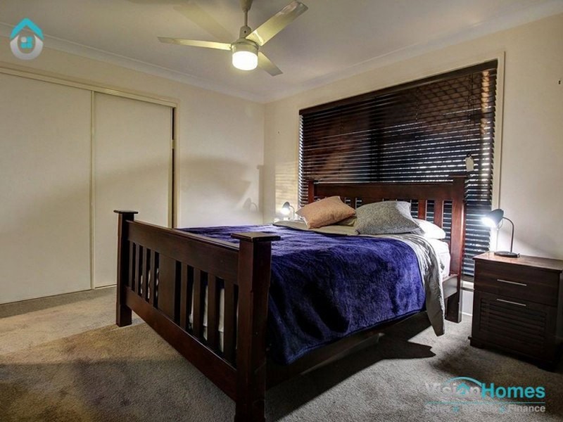 66 Solandra Cct, Regents Park QLD 4118