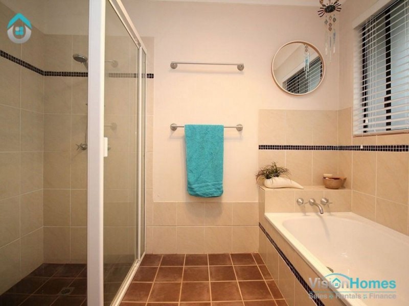 2 Quandong Street, Crestmead QLD 4132