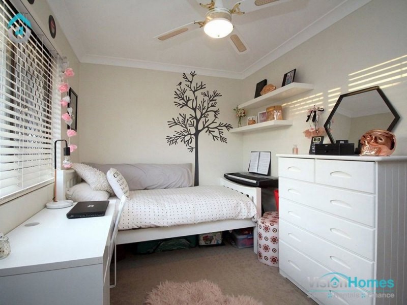 2 Quandong Street, Crestmead QLD 4132