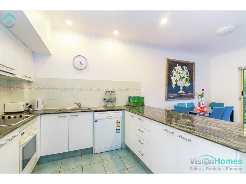 5/60 Caseys Rd, Hope Island QLD 4212