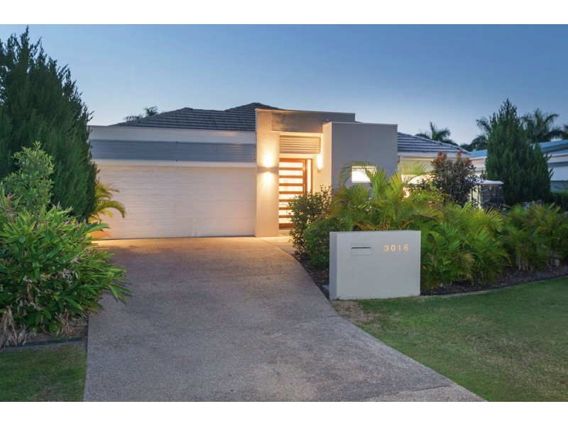 3016 Hillside Walk, Hope Island QLD 4212