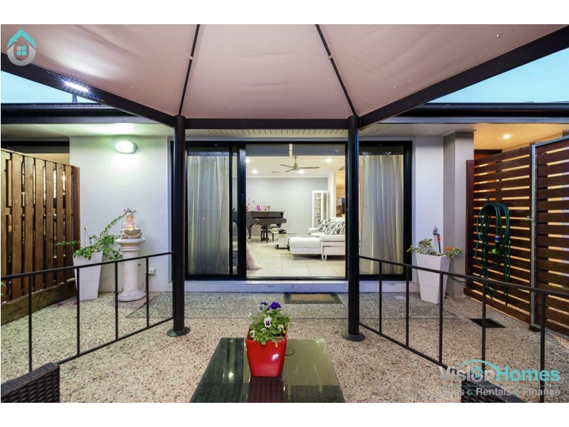 2 Currawong Crescent, Upper Coomera QLD 4209